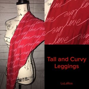 💘💘💘NWOT Valentines Day Leggings💘💘💘